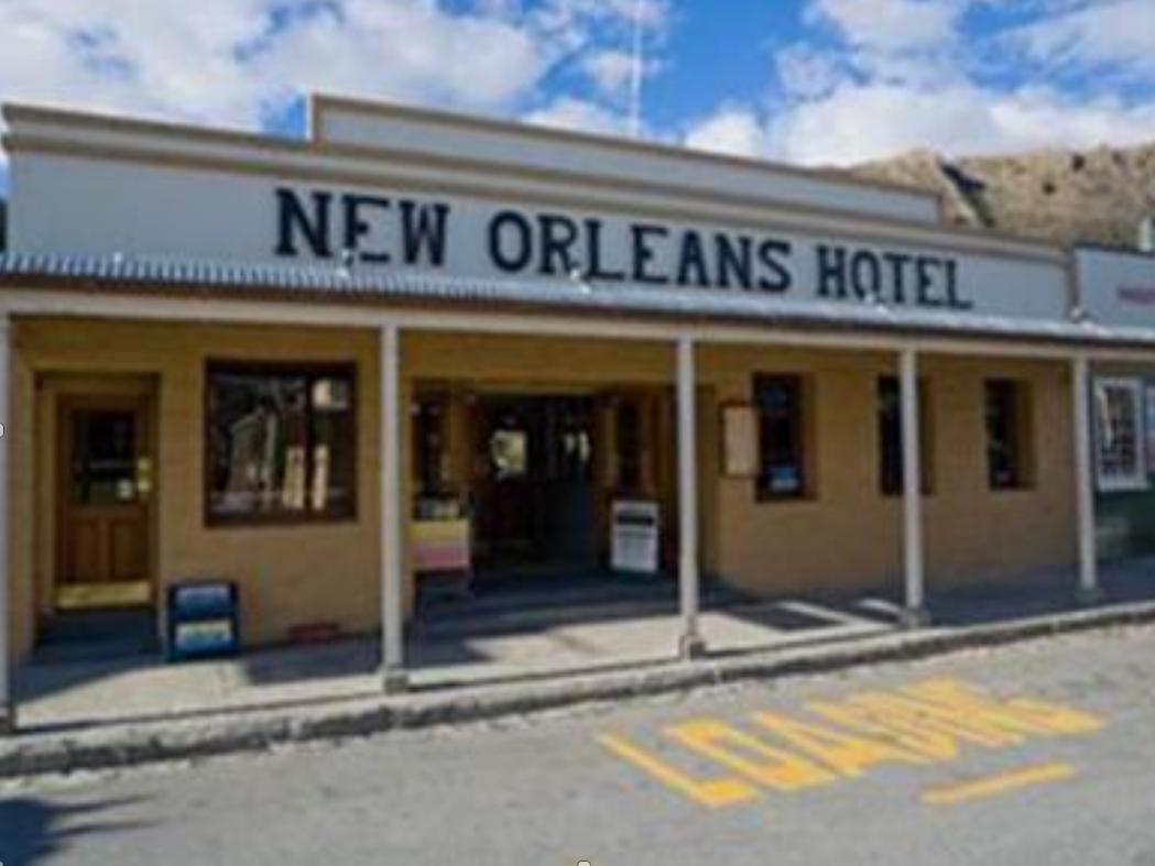 New Orleans Hotel Arrowtown Exterior photo